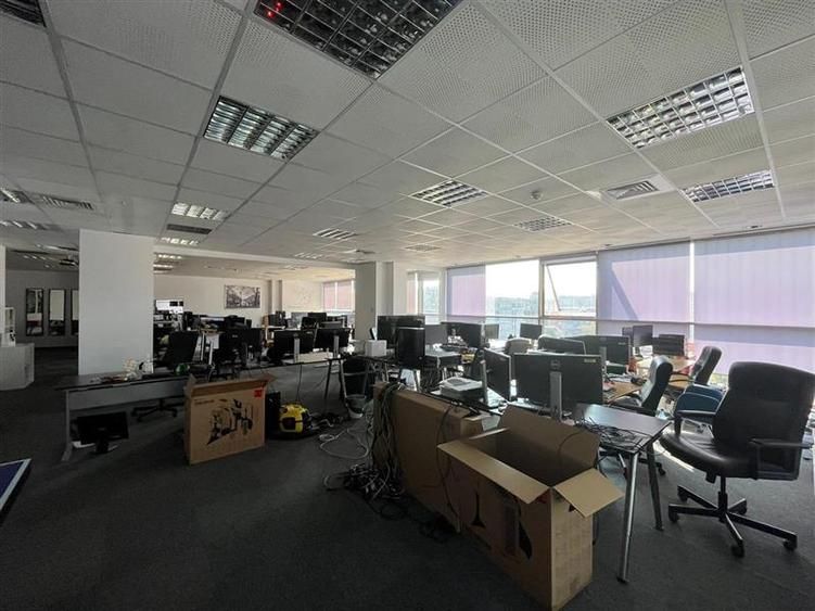 Inchiriere birouri Victory Business Center, zona Decebal - 370 mp