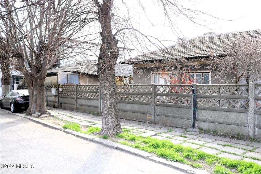 Gara - Spitalul CFR - Str. Scolii, casa din caramida, teren 380 mp! - 14