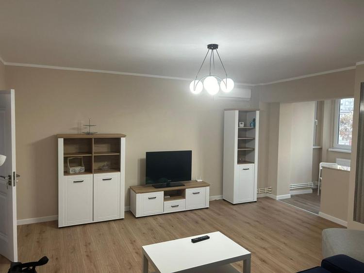 Apartament 2 camere decomandat – Piata Tomis III