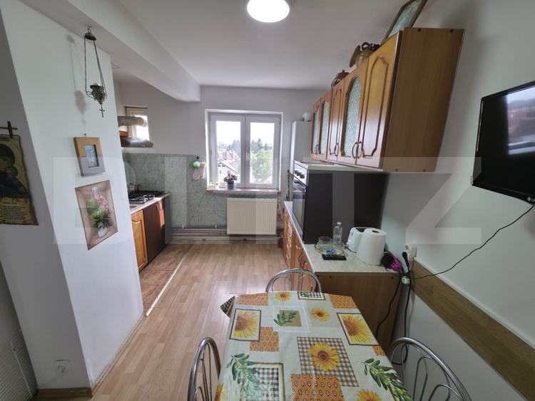Apartament 4 camere, decomandat, 80 mp