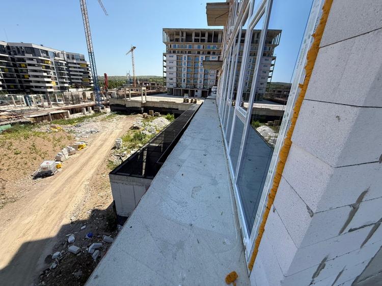 Apartament 2 camere, 58 mp, semifinisat, terasa 20 mp, zona Soporului