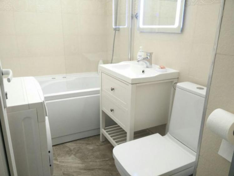 Apartament 3 camere / Strada Avrig/ Metrou Obor