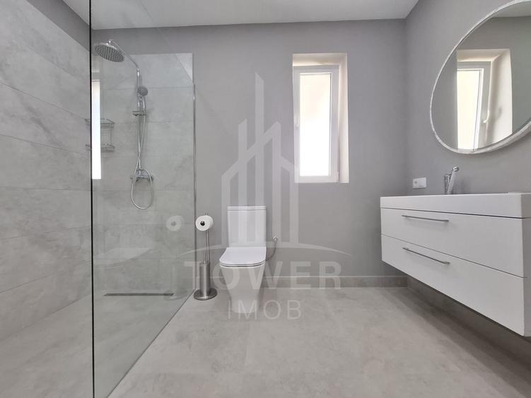 Casa renovata total- zona Calea Poplacii cu teren de 454 mp