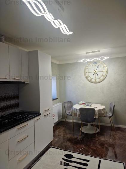 IMENS !! ULTRACENTRAL SUPER apartament 3 cam 120 mp MOBILAT UTILAT