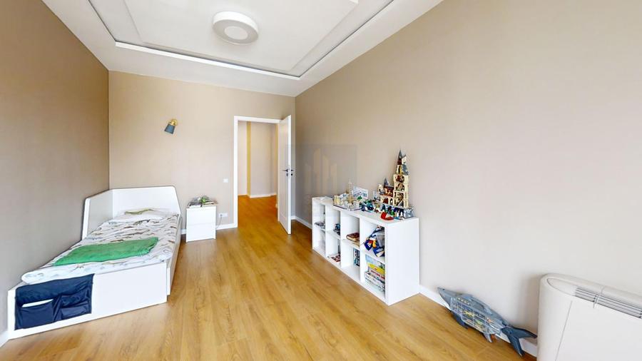 Apartament 4 Camere | Renovat | Piscina | Parcare *Iancu Nicolae*