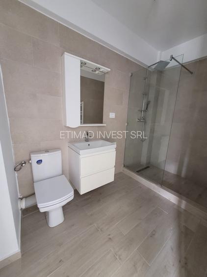 COMISION 0! SUPER PRET - STUDIO  FINALIZAT 45.80 MP - ACCES PISCINA - 67900 E - 25