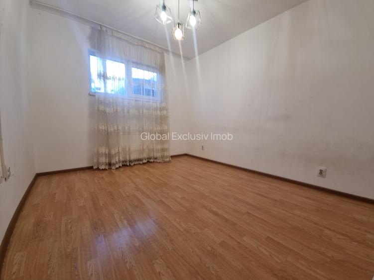Apartament 2 camere decomandat, metrou Leonida 10 min, parcare - 5