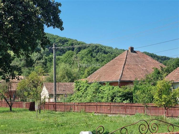 Casa de vanzare 133 m cu teren de 800 mp in Iara de Mures, jud. Mures - 2