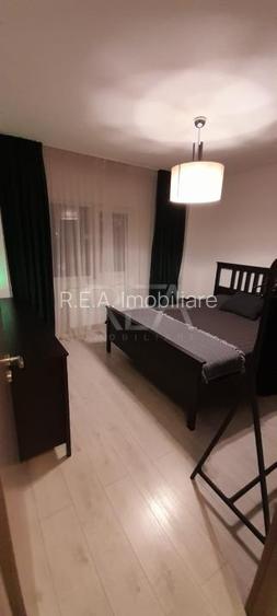 4 camere Calea Mosilor,inst. schimb.,et. 6,an 1982, 87 mp, renovat - 2