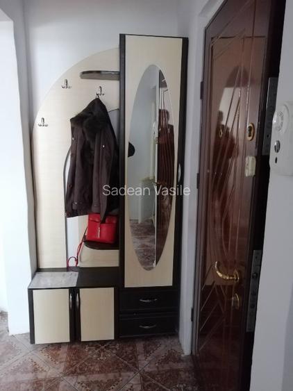 Inchiriez garsoniera - 5