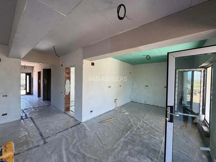 Casa Individuala 4 camere Crevedia - 7