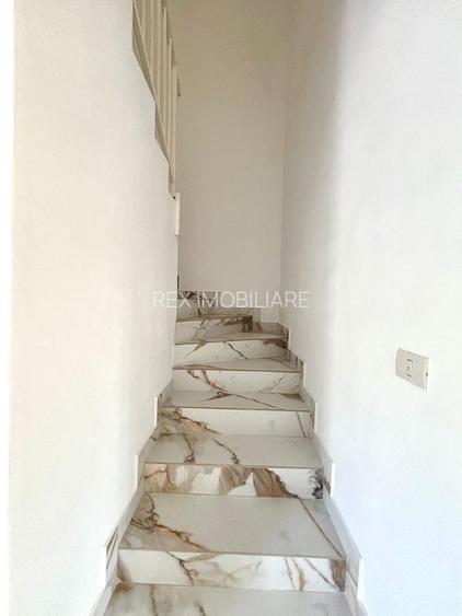 Duplex -4 camere - toate utilitatile - Sag - 8