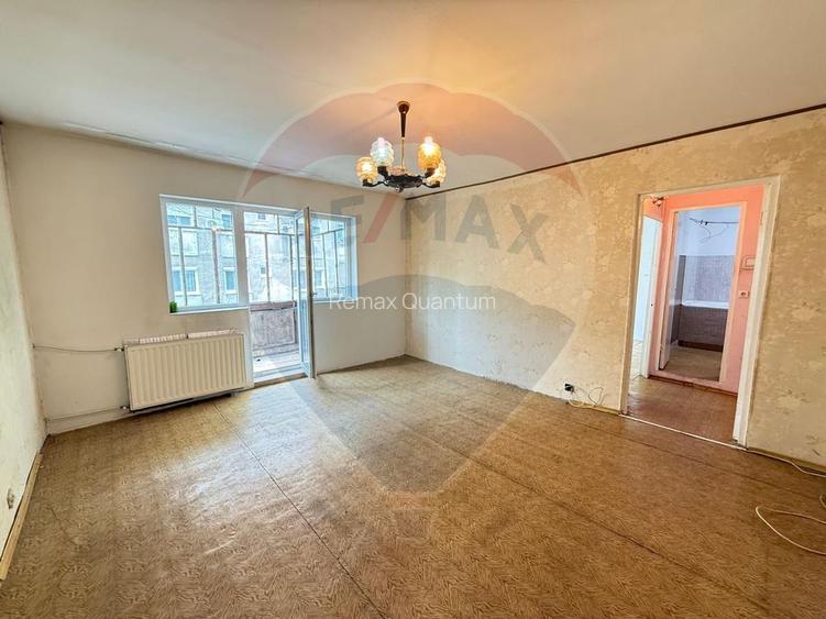 De vânzare apartament  2 camere , Etaj  1, Str. Moldovei, Rogerius - 1