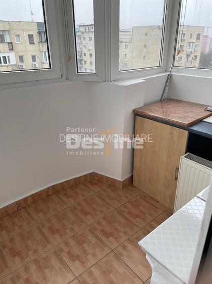 13 Septembrie-Prosper | 3 camere | 82mp | et 8 | renovat | 137.000 euro - 14