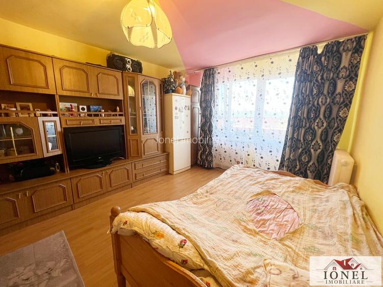 Apartament doua camere de vanzare in Alba Iulia - Ampoi 1 - 2
