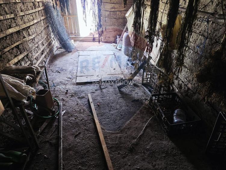 Casa de vanzare in sat Botesti, com. Ungureni, jud. Bacau. - 14