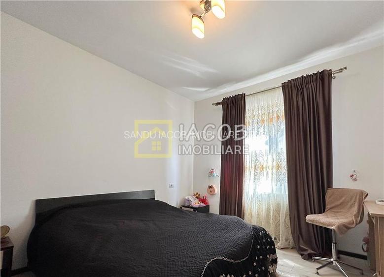 Casa de inchiriat in Hemeius, Garaj, Terasa cu gratar - 18