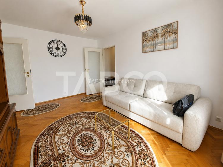 Apartament renovat de vanzare 3 camere balcon pivnita Mihai Viteazul - 8