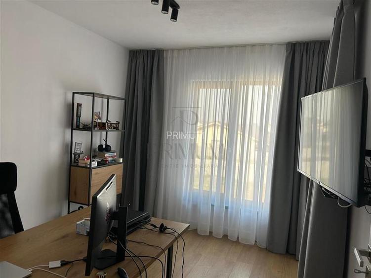 Duplex partial mobilat - canalizare - curte amenajata - 12