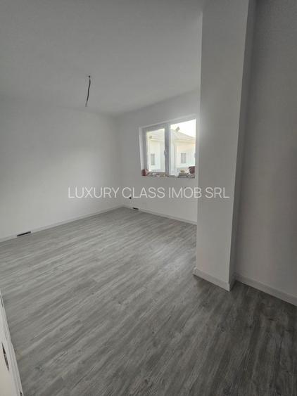 Vanzare Casa tip triplex/3 camere id nr 50 - 7