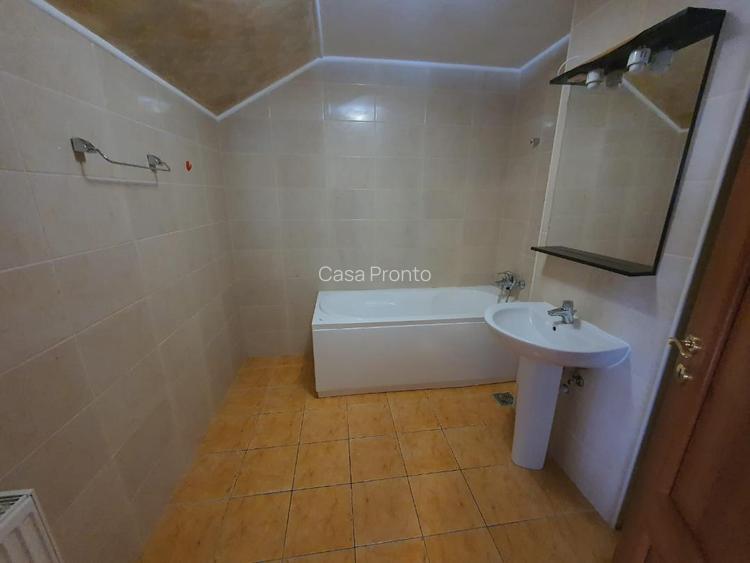 De inchiriat Apartament 4 camere cu scara interioara situat in zona Cetate. - 10