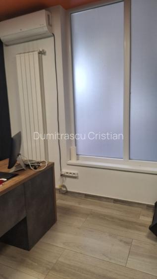 Inchiriez spatiu comercial 50 mp,pretabil birou - 9