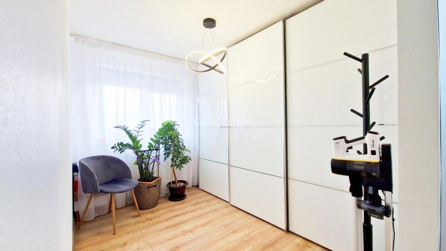 Fara griji, doar chei si valiza ta, apartament cu 4 camere la gura de metrou! - 27