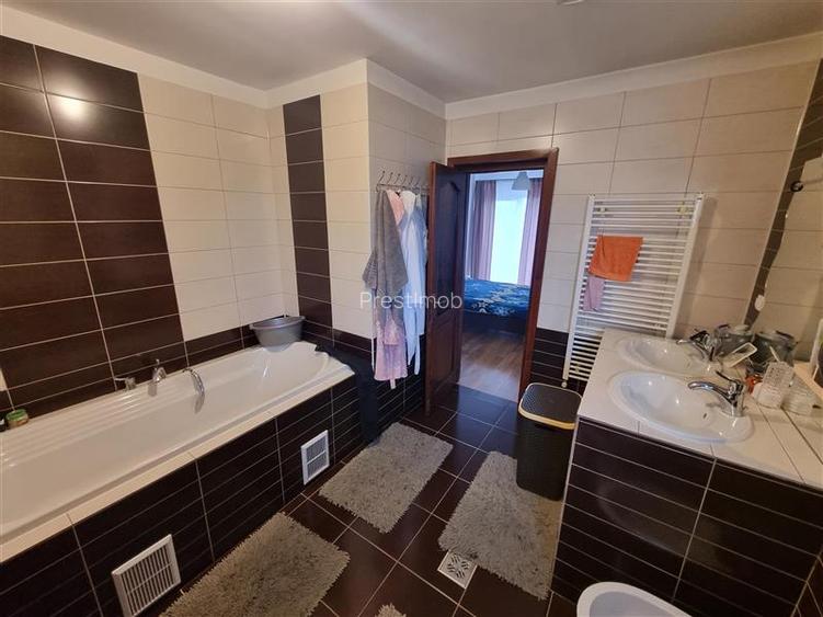 De vanzare casa individuala cu garaj, la cheie, 6 cam, 3 bai, cu 2311 mp , Nazna - 5