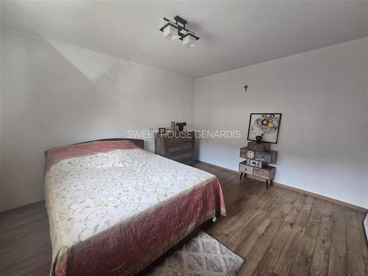 Casa cu spatiu comercial - 5