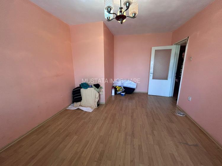 Etaj 1 - Apartament 1 camera 36mp - Obor, Bloc mixt. - 2