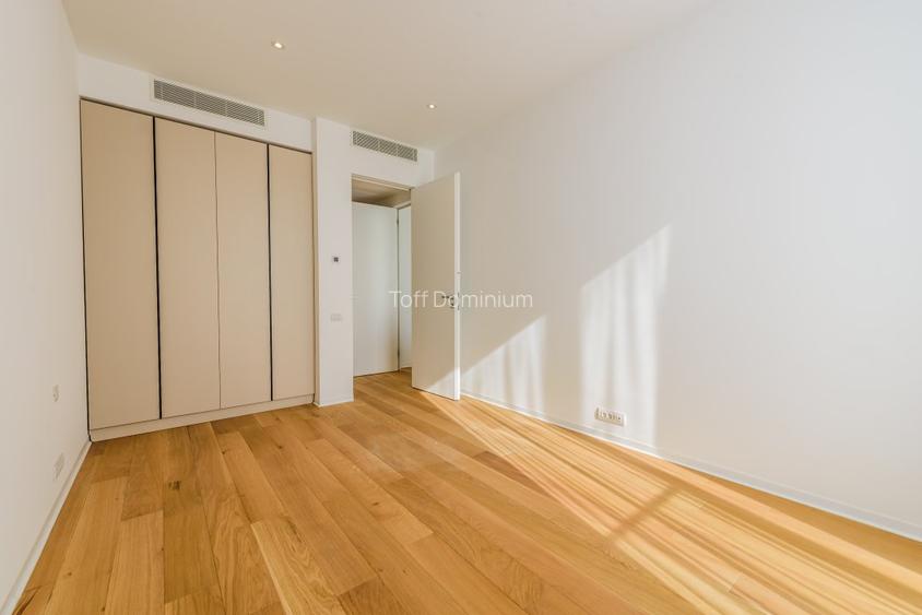 NEO MAMAIA B3.3 - 20