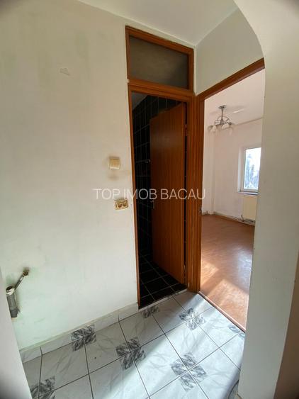 2 CAMERE la etajul 3 cu centrala Logofat Tautu - 5