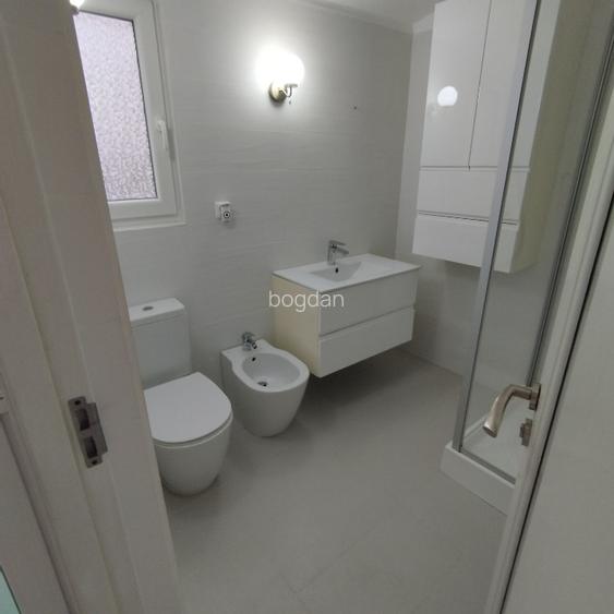 apartament 2 camere la curte separata, zona centrala - 3