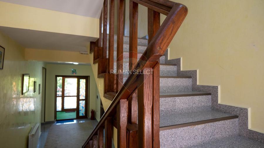 Oferta - vanzare pensiune 10 camere si casa de vacanta, Slanic Prahova - 23