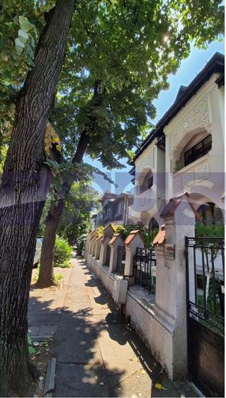 INCHIRIERE VILA INTERBELICA | CAPITALE | 360 MP | RESTAURATA | - 11