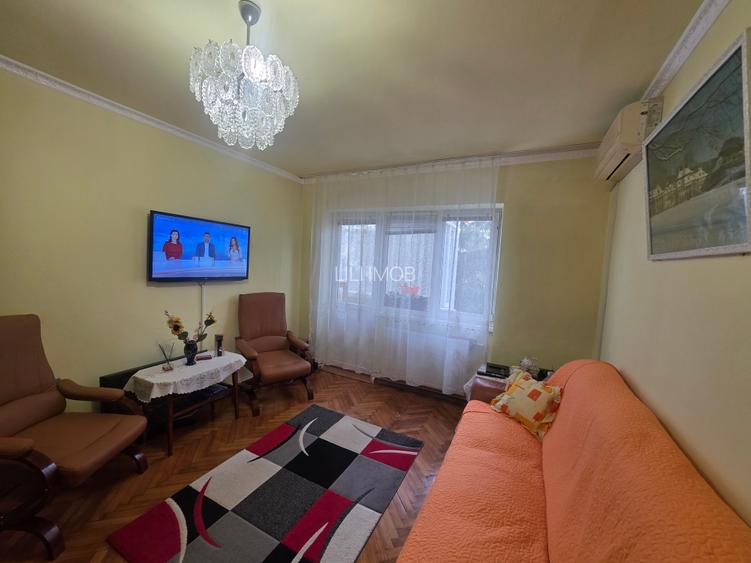 Vand apartament 2 camere et.2 Zamfirescu - 2