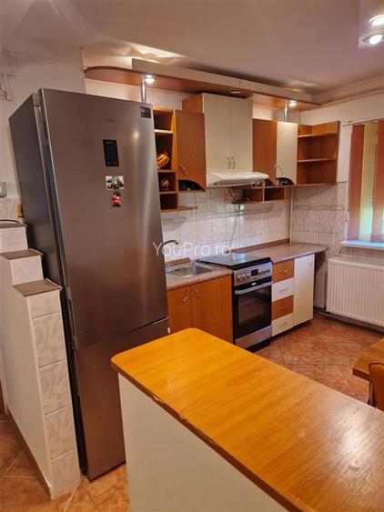 Dambovita 3 camere Decomandat etaj 4 - 5