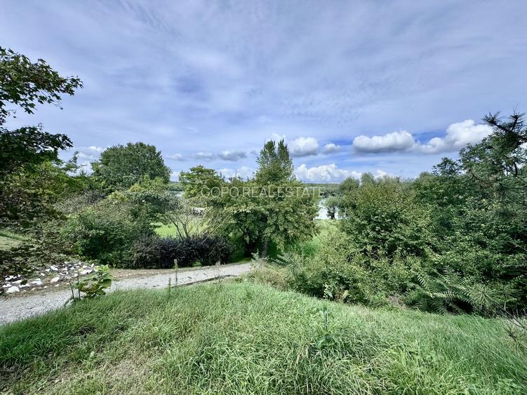 Hotel 20 camere Delta Dunarii 100 m deschidere teren 12000 mp acces auto - 55