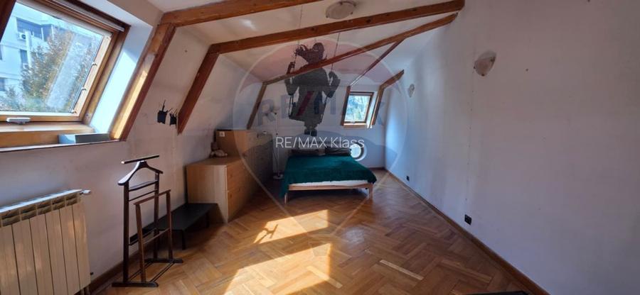 Casa interbelica de vanzare metrou 1 Mai, cu potential - 13