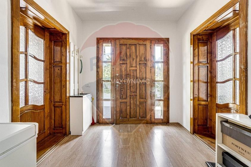 Casă cochetă de vânzare, teren 954 mp, posibil parcelare, în Subcetate - 12