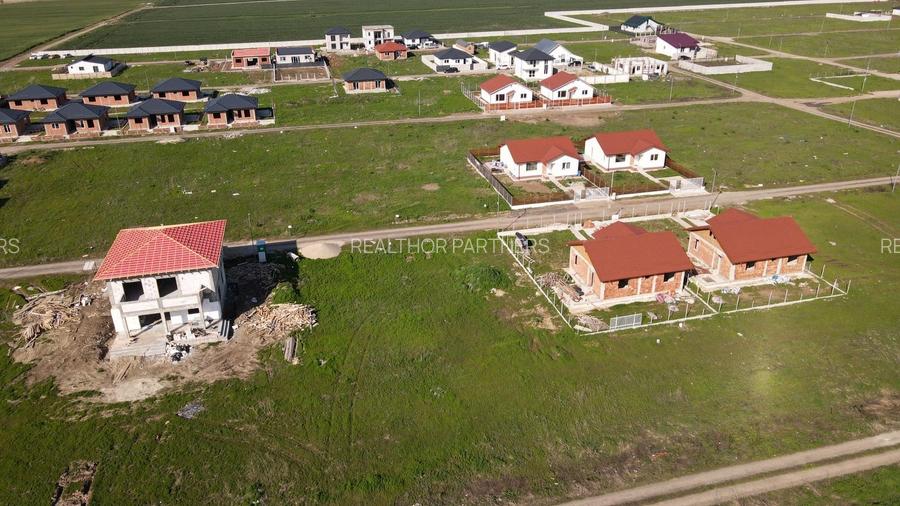 Intravilan 633mp | Deschidere 24ml | bransament curent | Str. Oituz - 5