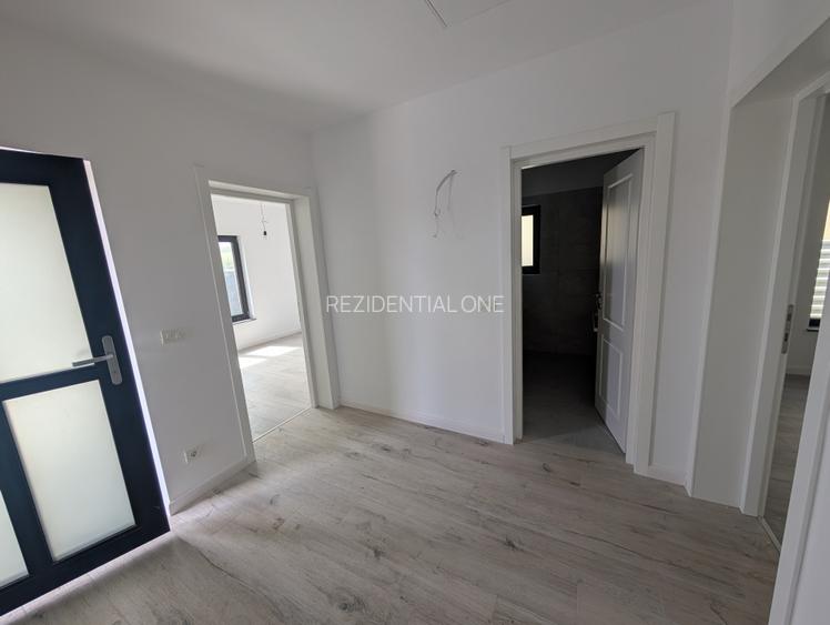 Casa premium! Hemeiusi 3 dormitoare,3 bai , terasa beci - 11