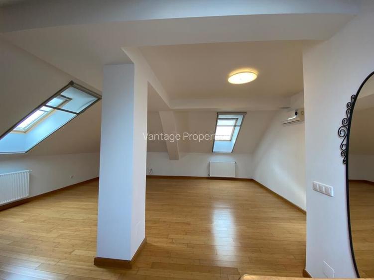 Individual villa | complex with swimming pool and tennis court | Iancu Nicolae - 21