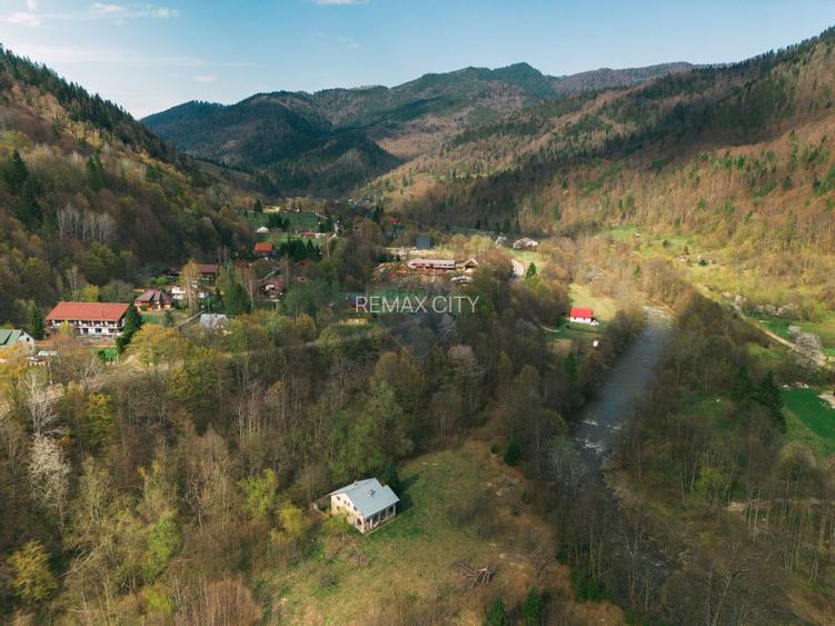 Casa si teren intravilan Tarcau - 3