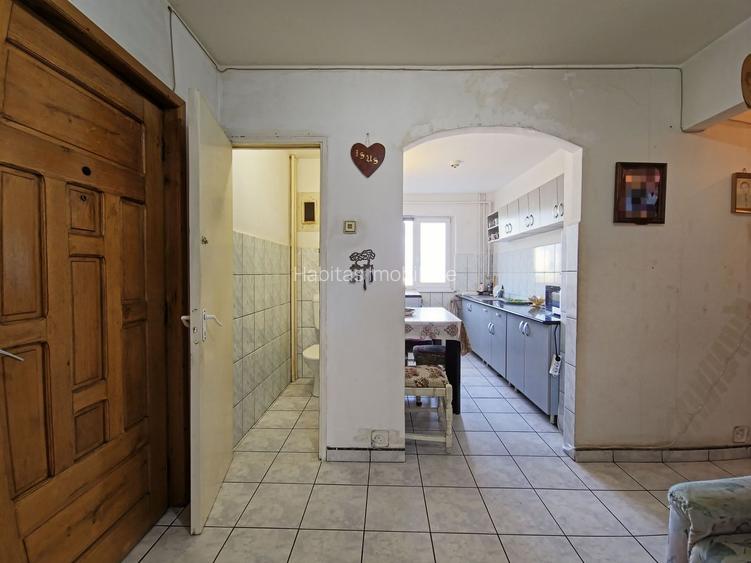 Apartament cu 4 camere, decomandat, etaj 2 din 4, Manastur - 10