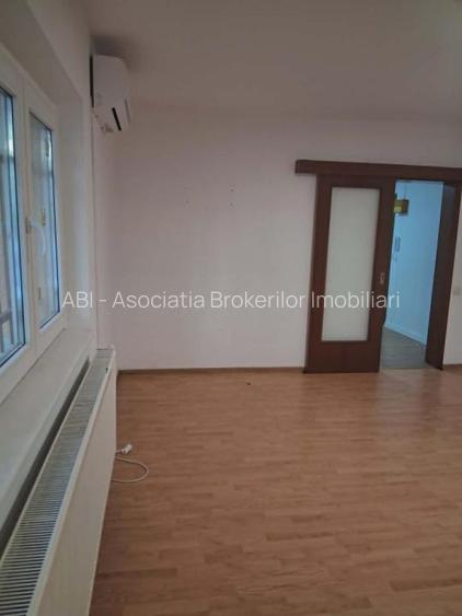 Unirii-Nerva Traian,apartament 2 camere de vanzare parter,nemobilat - 13