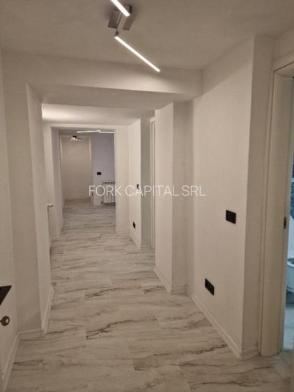 Piata Romana,  de inchiriat -5 camere, apartament nou in vila, parter, sect 1 - 7