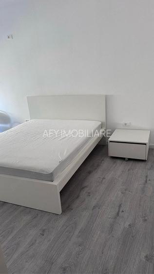 Inchiriez Garsoniră - Aparatorii Patriei-Centrala proprie - 5