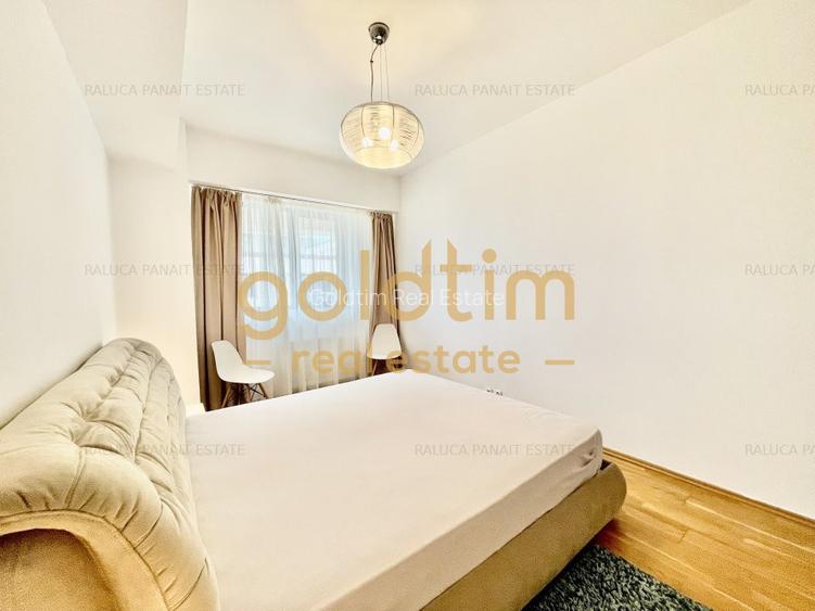 NOU/SUPERB/ SCOALA AMERICANA - 14