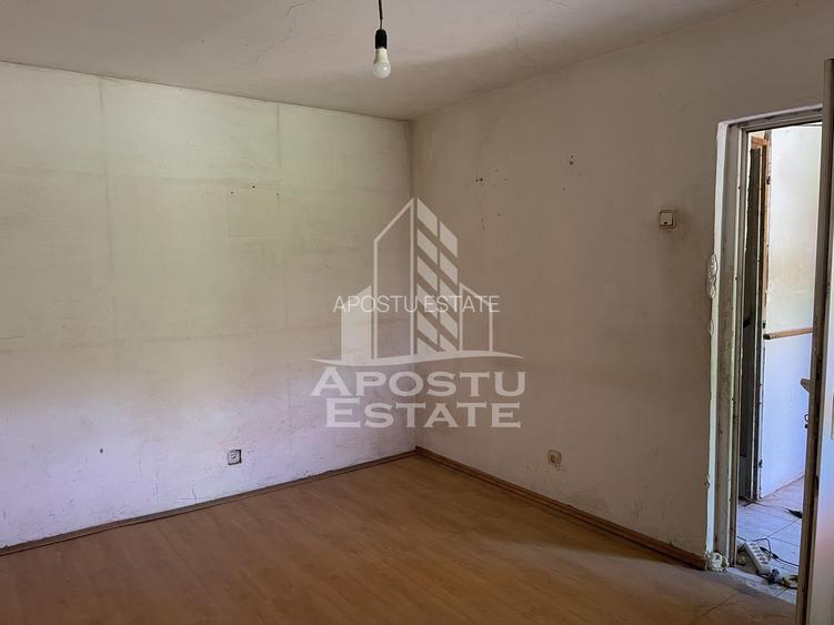 Casa cu etaj Ronat teren 750 mp - 2